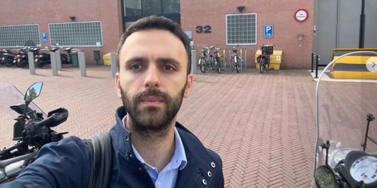 Djali i Jakup Krasniqit pas dënimit 25 vjet: Ata janë të fortë dhe me ndërgjegje të pastër