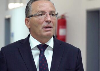 Fillimet s’i ka të mira, kryetari i PDK për kandidaturën e Sejdiut: Nëse zgjidhet, të jetë president unifikues