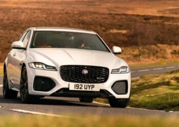 Gjiganti britanik i makinave redukton 4,000 vende pune, rreth 10% të fuqisë punëtore globale