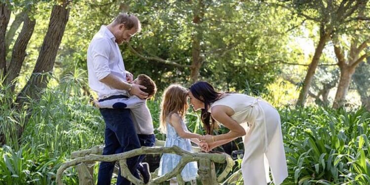 Harry dhe Meghan largojnë fëmijët nga shkolla britanike pas vetëm dy ditësh për shkak të shqetësimeve për sigurinë