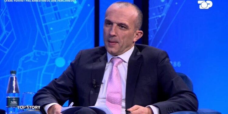 Hyseni: Agasi ishte bashkëpunëtor i SHISH, gazetari Muhamed Veliu, Top Story: Nuk do merret vesh, SPAK nuk mundet