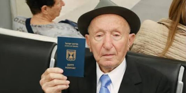 I mbijetoi Auschwitzit dhe jetoi 107 vjet, ndahet mbijetuari më i vjetër i Holokaustit në Izrael