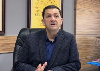 “Hajduti i Himarës”/ Vangjel Tavo jep 250 milion lek pa garë për rikonstruksionin e një rruge
