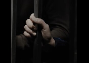 Inside Story/ Dy herë në burg, dy herë i pafajshëm: çfarë përgjegjësie mbajnë magjistratët që shkatërruan jetën?!