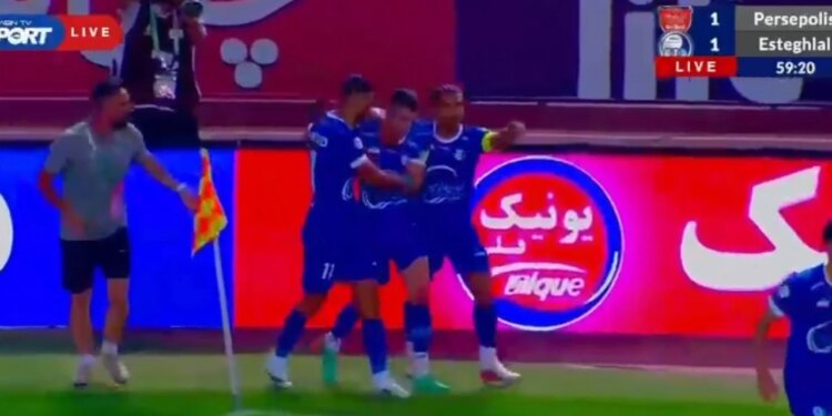 Jasir Asani kthehet në ditët e tij më të mira, sulmuesi kuqezi tund rrjetën në kampionatin iranian
