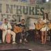 Koncerti Bash n’Kukës: nata që bëri bashkë brezat, magjia e muzikës pa playback mblodhi qindra qytetarë në shesh