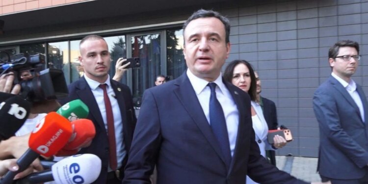 Kriza e Presidentit vë Kosovën përballë një tjetër udhëkryqi politik, Kurti duhet të zgjedhë mes kompromisit dhe zgjedhjeve
