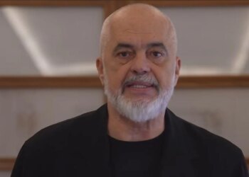 Kryeministri Rama arrin në Rinas; pritet deklarata e paralajmëruar