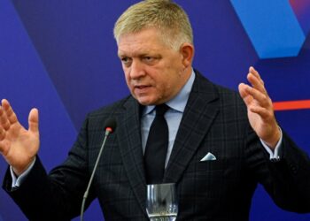 Kryeministri i Sllovakisë anulon udhëtimin në Ukrainë dhe mungon në samitin rajonal