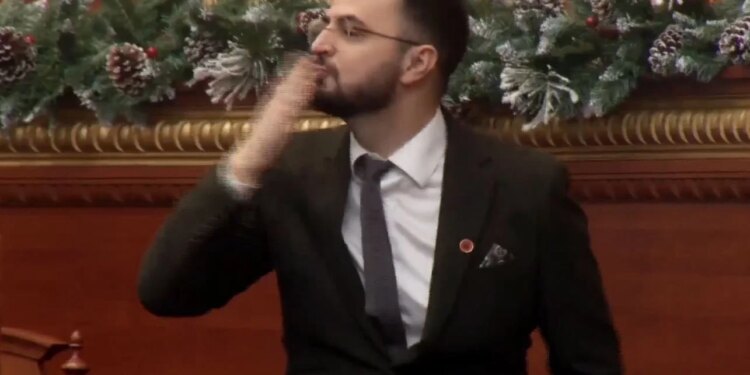 Kushtetuesja rrëzon kërkesën e PD-së; Endrit Shabani vazhdon si Avokat i Popullit