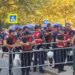 Kuvend dhe protestë jashtë godinës; policia blindon zonën dhe bllokon hyrjet drejt Parlamentit