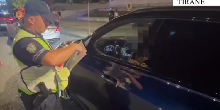 Makinat luksoze nën skaner: Policia e Tiranës kontrollon në kryeqytet për të zbuluar pasuri me burim kriminal