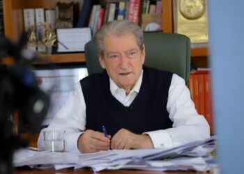 Masa e arrestit ndaj ish-drejtoreshës SHISH, Berisha: Vlora Hyseni kthyer për t'u dhënë rest bashkëpunëtorëve që e tradhtuan