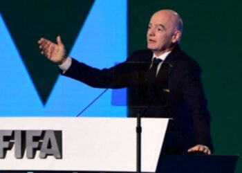 Mbështetja ndaj Infantinos vijon të braktiset; Federata Belge gjithashtu kundër kreut të FIFA