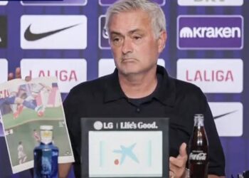 Mourinho në syrin e ciklonit, mediat e sulmojnë; muaj më parë thoshte të njëjtën për Realin e Madridit