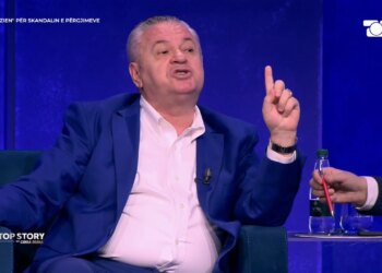 Murrizi: Hakmarrja ndaj Klodiana Lalës; Vlora Hyseni di kush hyri e doli nga zyra e Agasit