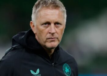 Ndeshja Izrael-Irlandë shkon përtej futbollit, Federata Izraelite i përgjigjet ashpër trajnerit kundërshtar