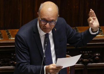 Në Itali: Ministri i Arsimit merr zarfin me plumb, Meloni: Këto akte nuk kanë vend në demokraci