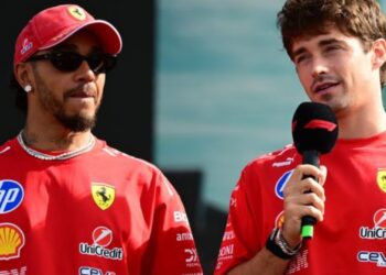 Në Monza gabova me Leëis, Leclerc bën mea culpa; Hamilton e fal, bashkë kundër Mercedes