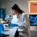 Nga chatbot-et te laboratorët: Anthropic hyn në biologji, ndërton laborator biologjie për kërkime me AI