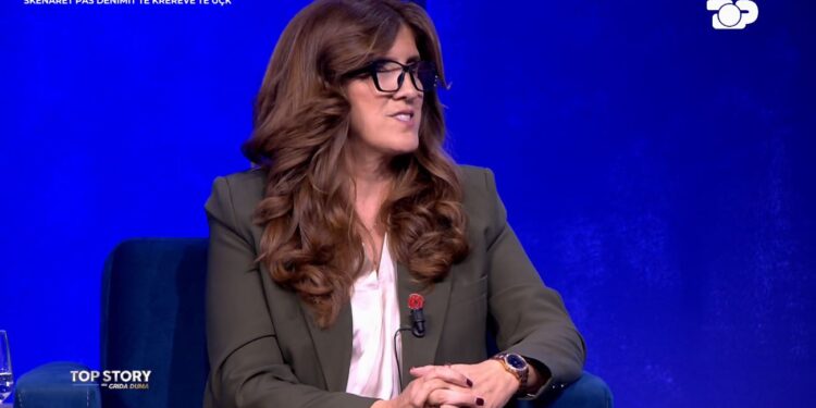 PDK-deputetja: Kosova e Shqipëria të mblidhen e të dalin me vendim; vendimi dje gjymtoi shqiptarët, jemi të përçarë