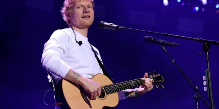 Palestina e lirë, deklarata që nxiti largimin e Macklemore nga turneu Ed Sheeran, artistët e tjerë e bojkotojnë