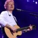 Palestina e lirë, deklarata që nxiti largimin e Macklemore nga turneu Ed Sheeran, artistët e tjerë e bojkotojnë