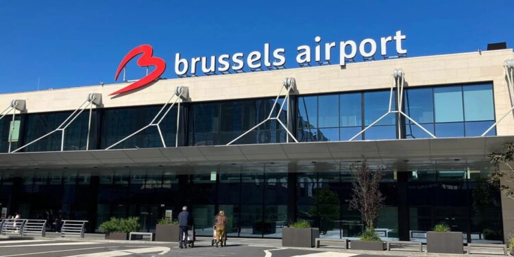 Panik në Bruksel: Droni i panjohur zbulohet në hapësirën ajrore të aeroportit, ndërpriten fluturimet për 30 minuta