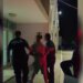 Parandalohet incident i rëndë në Rrogozhinë; arrestohet i riu që kërcënoi 35-vjeçarin me kallashnikov