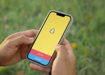 Pas Meta-s, Snapchat gjithashtu paralajmëron kufizime të kohës së përdorimit për të miturit