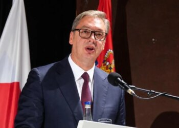 Pas paralajmërimit, Aleksandar Vuçiç jep dorëheqjen nga posti i Presidentit të Serbisë