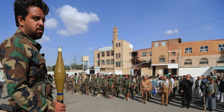 Pas sulmeve të Huthëve, alarm në Arabinë Saudite; Turqia dhe Pakistani në anën e Riadit