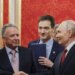 Përpjekjet e SHBA-së për t’i dhënë fund luftës, takimi i shumëpritur në Moskë mes dërguarve Trump dhe Putin