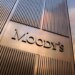 Perspektivë pozitive e Shqipërisë: Moody’s mban vlerësimin Ba3, sheh rritje 3.6% të ekonomisë dhe ulje graduale të borxhit