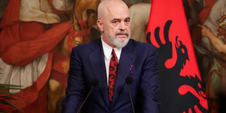 Pikë referimi shqiptarëve në Itali: Inaugurimi i Konsullatës së Nderit të Shqipërisë, kryeministri Rama në Napoli për ceremoninë
