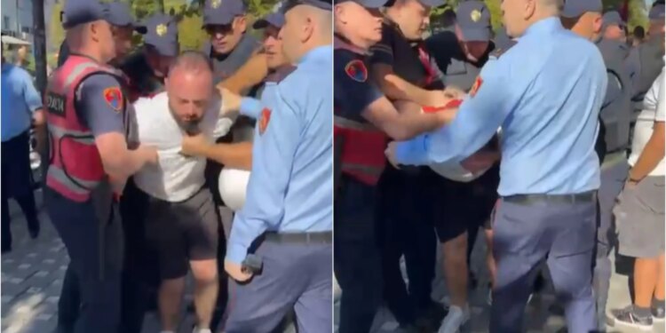 Polici goditi me grusht në bark një qytetar gjatë protestës; Skënder Hita pezullon efektivin e Shqiponjave