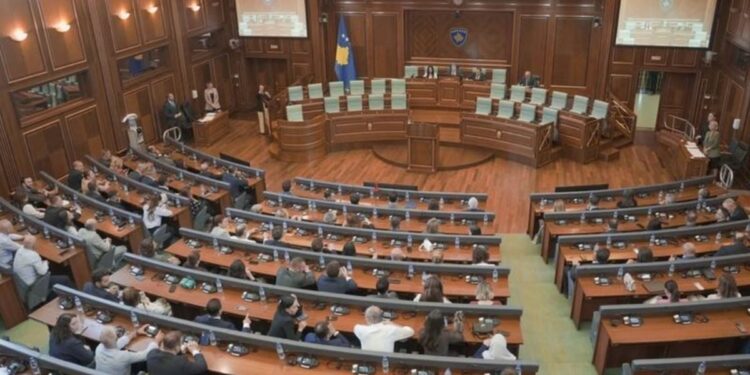 Presidenti i Kosovës pa emër, afati mbyllet 6 tetor; PDK kërkon më parë ndryshimin e ligjit për Specialen