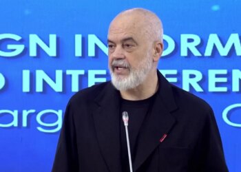 Rama reagon për pagat e gjyqtarëve: Sot 280% më shumë se administrata, gati 2 mijë euro mbi Presidentin