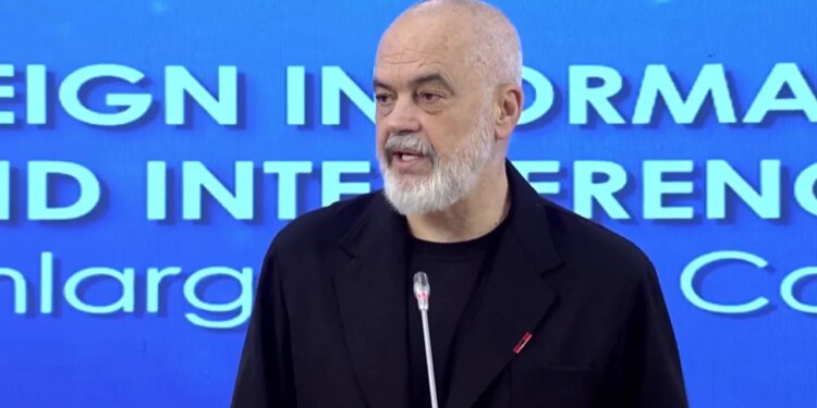 Rama reagon për pagat e gjyqtarëve: Sot 280% më shumë se administrata, gati 2 mijë euro mbi Presidentin