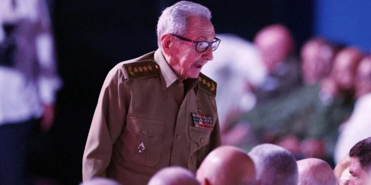 Raul Castro në shtratin e vdekjes? Mediat kubaneze spekulojnë: Po mbahet në jetë nga aparaturat mjekësore