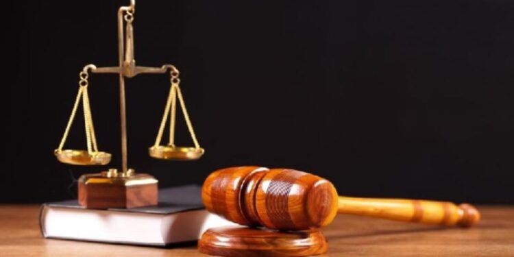 Shoqata e Gjyqtarëve reagon për pagat e magjistratëve: kundërshton vendimin e Kushtetueses, mund të ketë kallëzim penal
