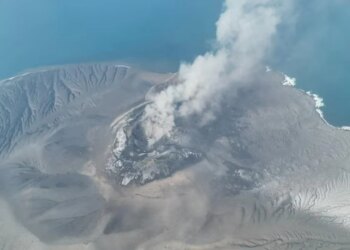 Shpërthimi i vullkanit në Indonezi, bllokohen 270 mijë pasagjerë dhe anulohen mbi 2 mijë fluturime