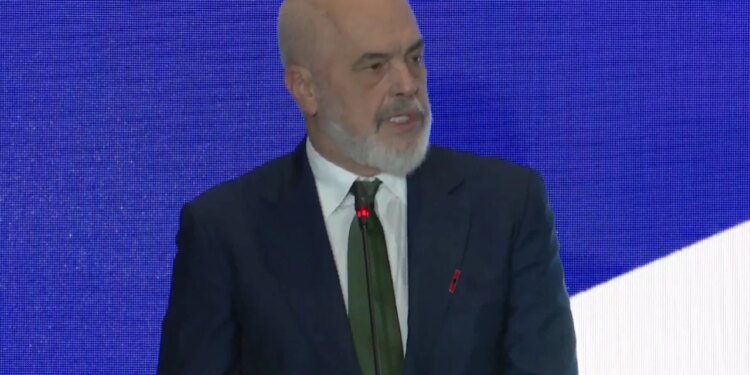 Shtatë kandidatë për BE si fëmijët e Ursulës — Ironia e Ramës: Von der Leyen nuk u tha vajzave