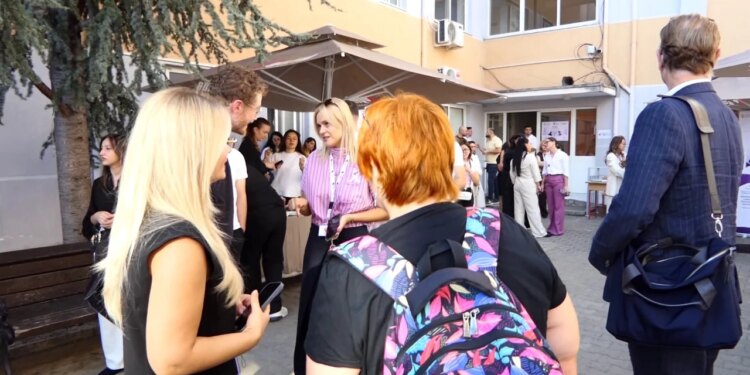 Shtohen rastet e demencës; në Elbasan organizohet konferencë për gjetjet e fundit
