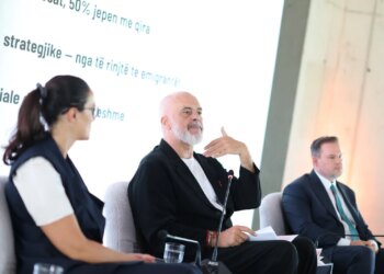 Shumë shpejt do japim fund historisë së pajustifikueshme të rindërtimit, Rama: prerja e kokës, eksperimenti social i rëndë