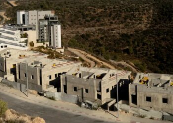 Sipas ekspertëve ligjorë, sanksionet britanike ndaj Izraelit nuk përmbushin detyrimet ndërkombëtare
