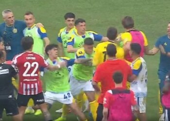 Skandal në Superkupën argjentinase: Estudiantes - Rosario Central përfundon me sherr mes skuadrave