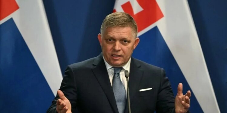 Sllovakia sulmon BE, kryeministri Fico: Disa liderë perëndimorë duan patjetër luftë me Rusinë