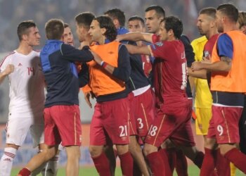 Taulant Xhaka – JO NË EMRIN TIM! shpërthen pas Hagës, reagimi i tij tërbon mediat serbe