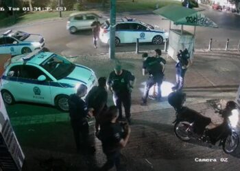 Tentuan të vidhnin një motor, policia kap në flagrancë dy hajdutë dhe i arreston